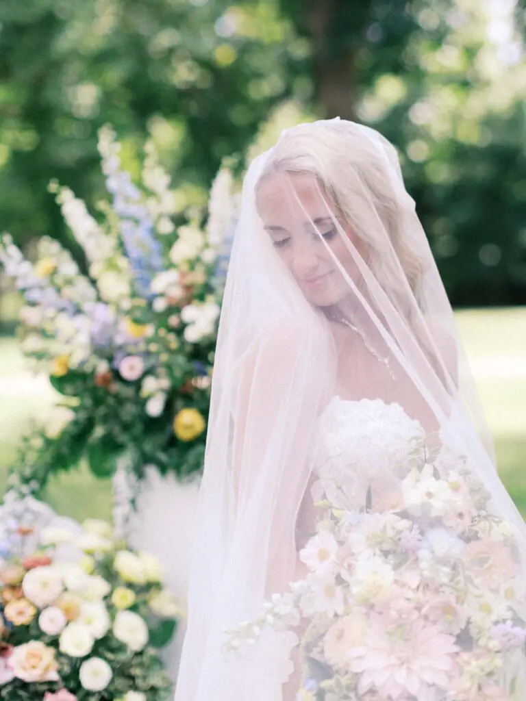 STL-WEDDING-TIMELESS-PHOTO-FILM-VERTICAL-3